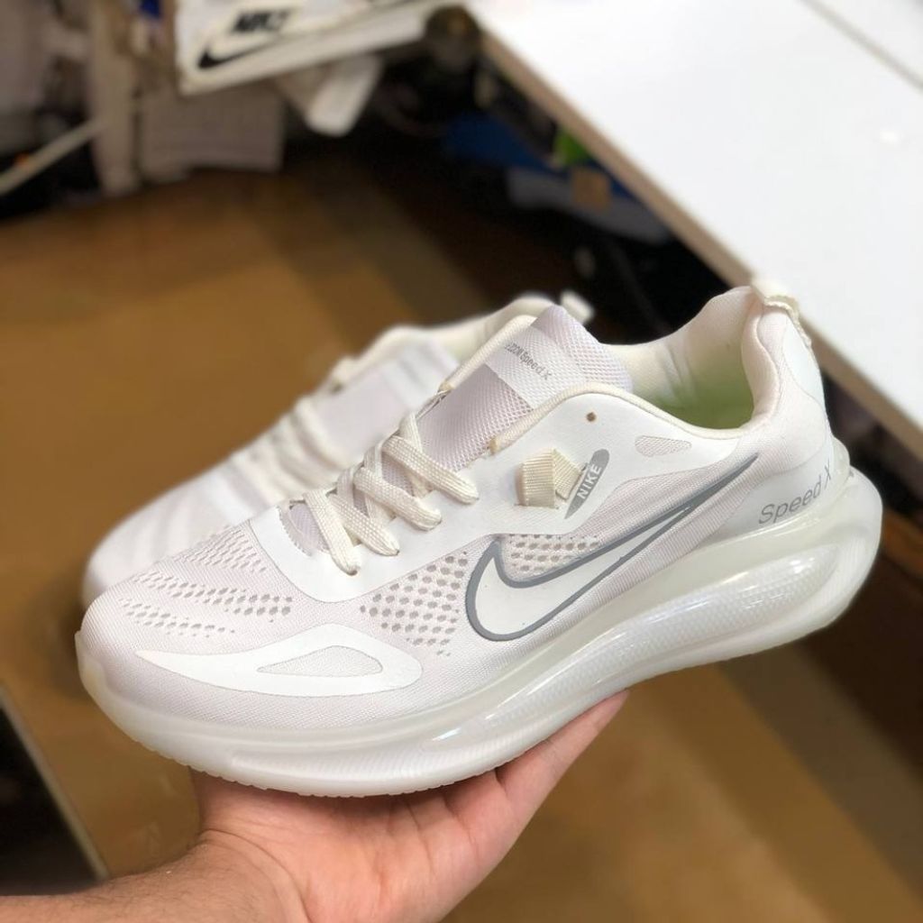 قیمت ارزان کفش نایک رانر مردانه زیره شیشه ای سفید