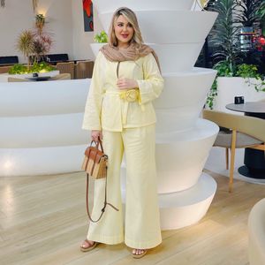 مشخصات ست کت و شلوار لـمون (کالکشن فروزان نریمیسا)