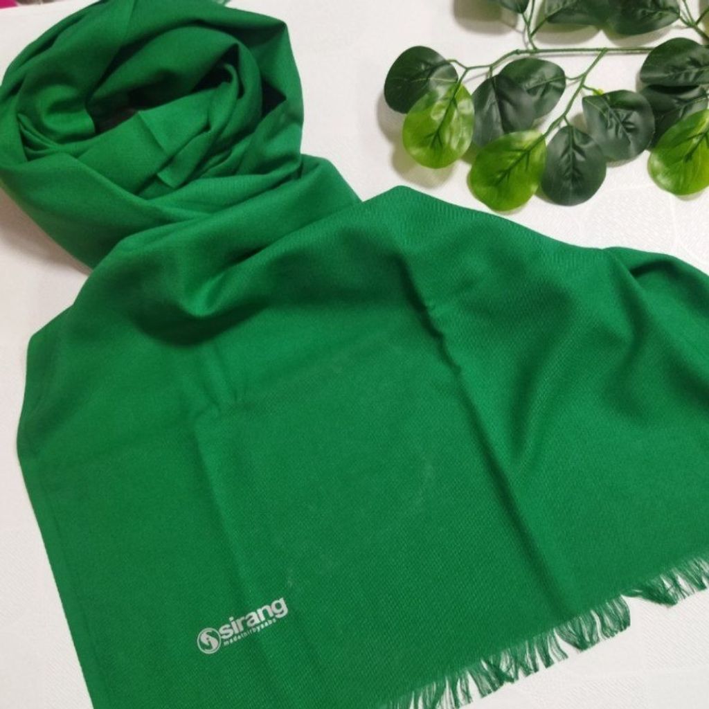 قیمت ارزان شال ساده رنگ سبز و قرمز sh7t