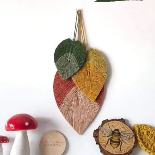 سه برگ مکرومه بافی دورنگ مدل والا