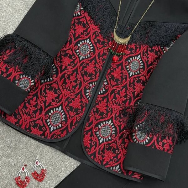 ست کت شلوار شقایق