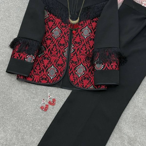 ست کت شلوار شقایق