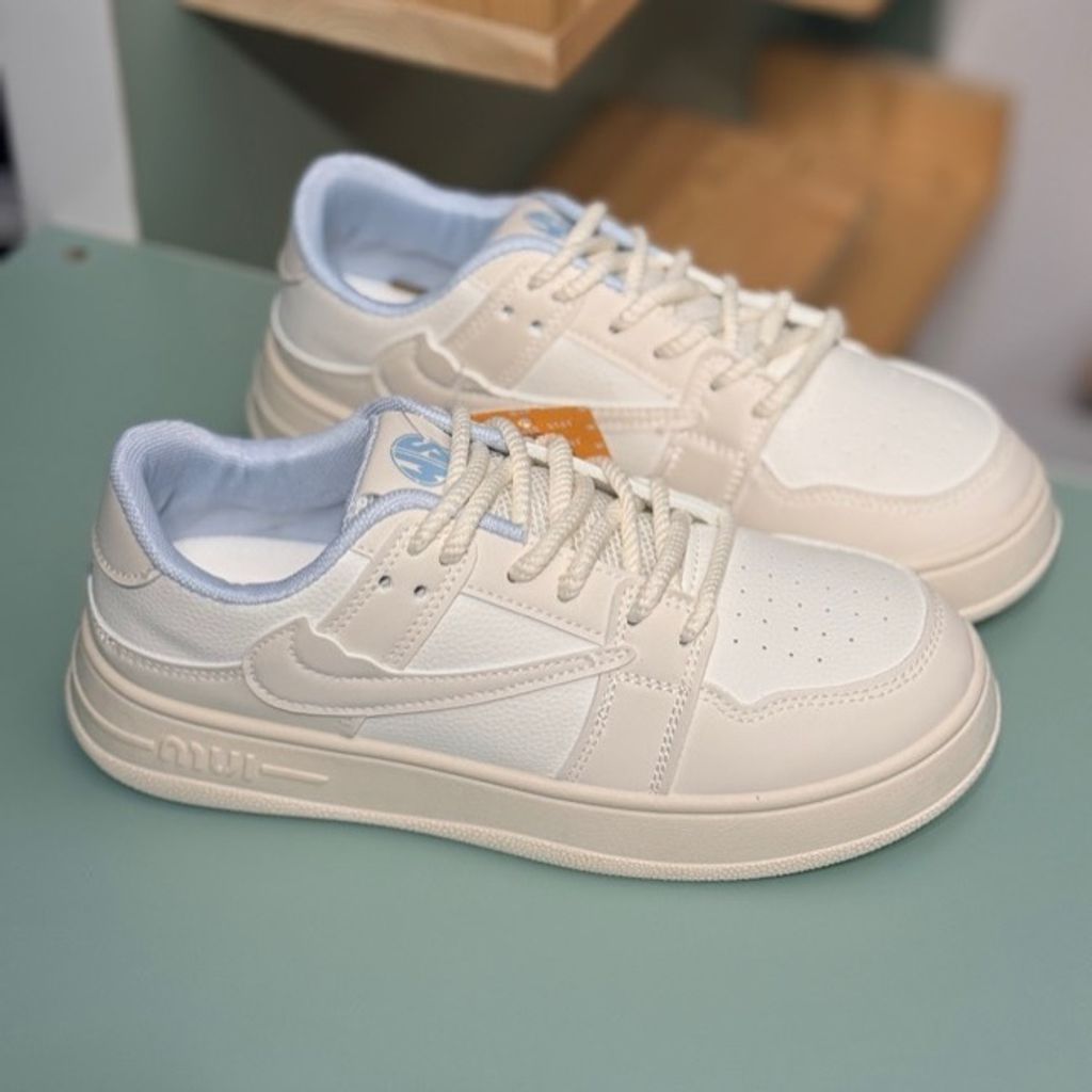 خرید اینترنتی قیمت ونس بچگانه طرح نایک ترویس از وینستار کد 4072003