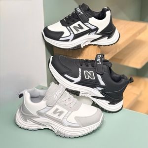 کتونی بچگانه طرح نیوبالانس چسبی از توباکو کد 4071305