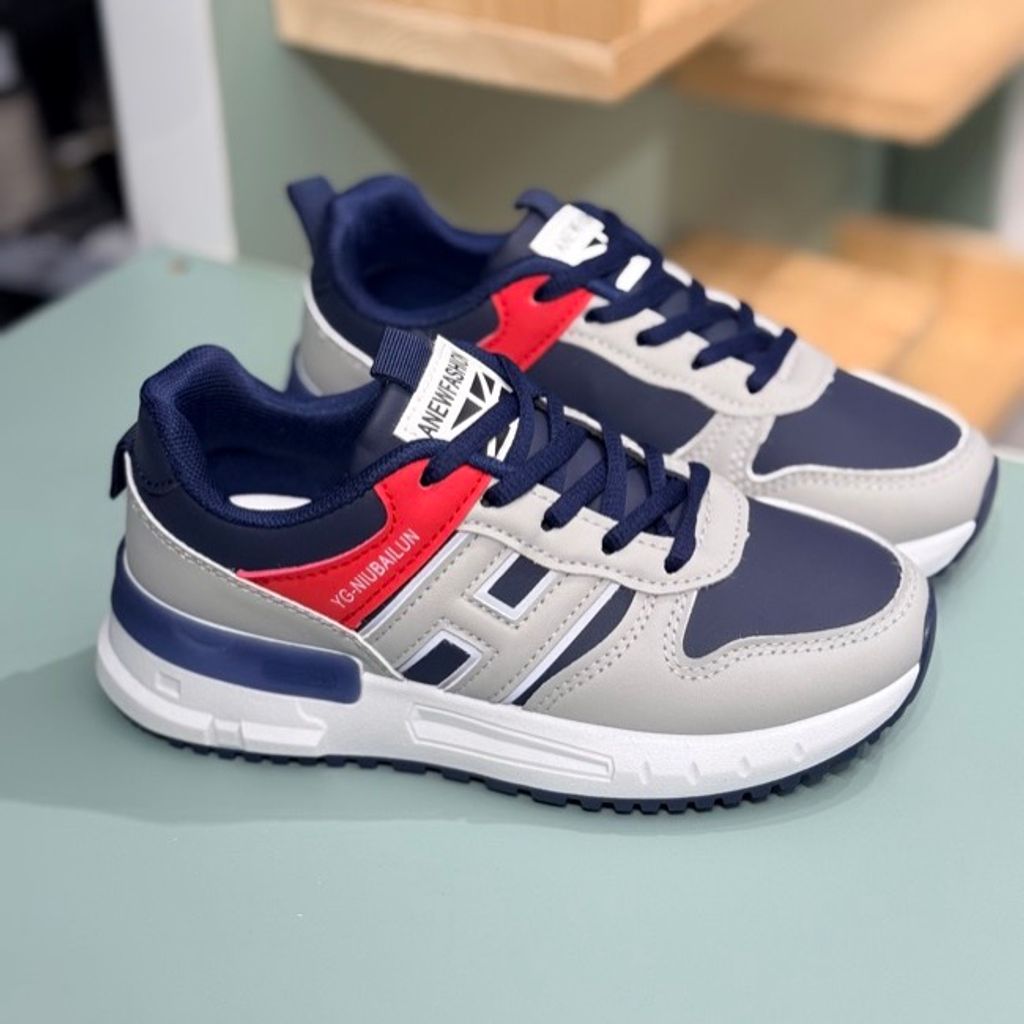 خرید اینترنتی قیمت کتونی بچگانه طرح H چرمی از Trip کد 4071003