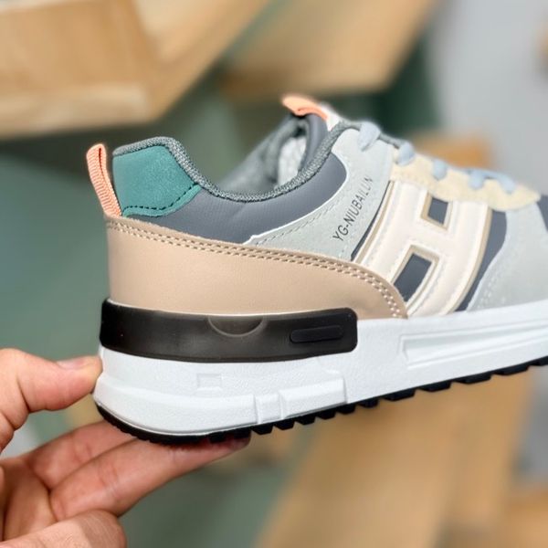 کتونی بچگانه طرح H چرمی از Trip کد 4071003