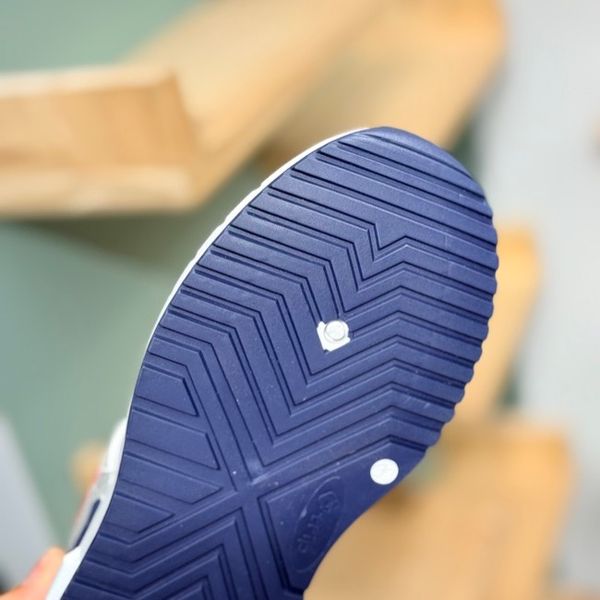 کتونی بچگانه طرح H چرمی از Trip کد 4071003