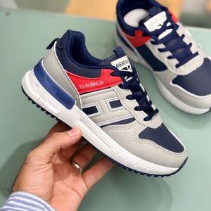 خرید اینترنتی قیمت کتونی بچگانه طرح H چرمی از Trip کد 4071003