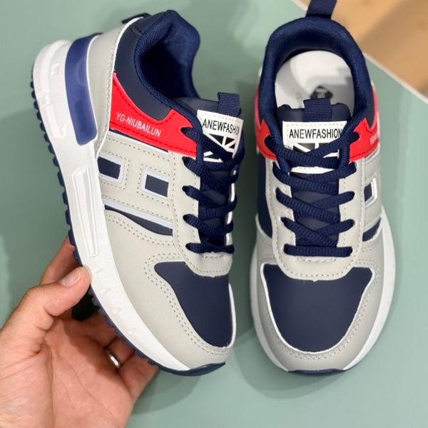 کتونی بچگانه طرح H چرمی از Trip کد 4071003