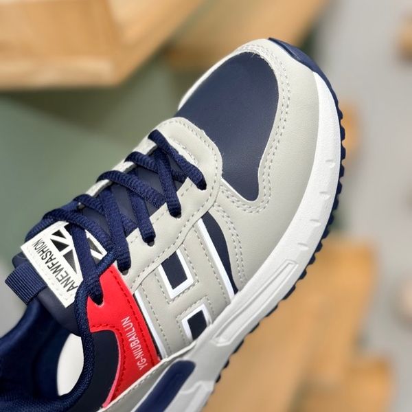 کتونی بچگانه طرح H چرمی از Trip کد 4071003