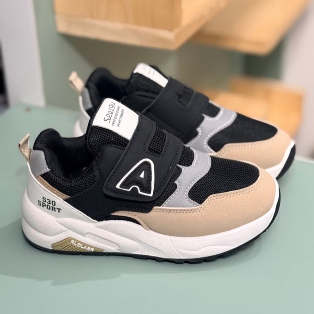 خرید اینترنتی قیمت کتونی بچگونه طرح A چسبی از BRQ کد 4071002