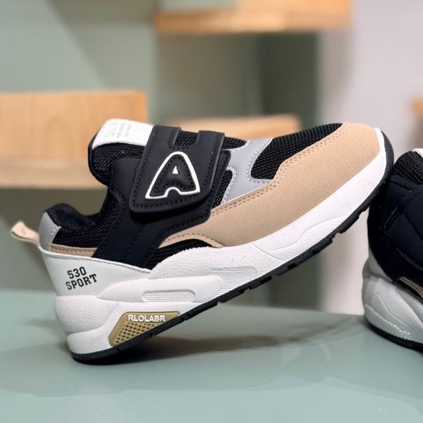 کتونی بچگونه طرح A چسبی از BRQ کد 4071002