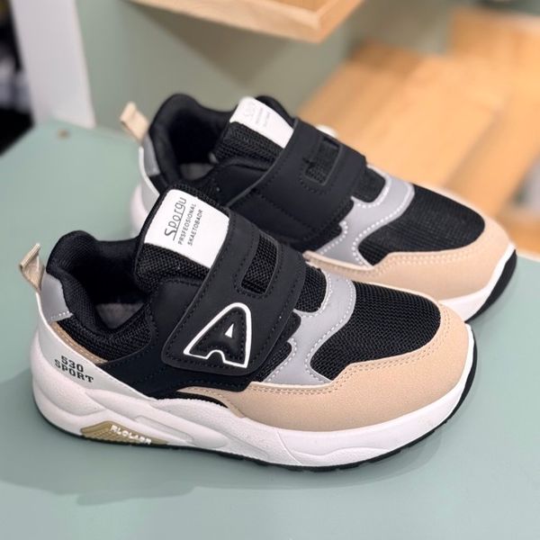 کتونی بچگونه طرح A چسبی از BRQ کد 4071002