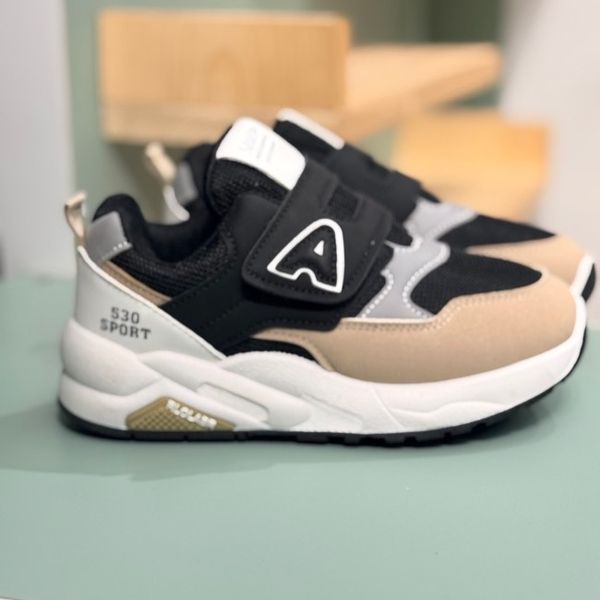 کتونی بچگونه طرح A چسبی از BRQ کد 4071002