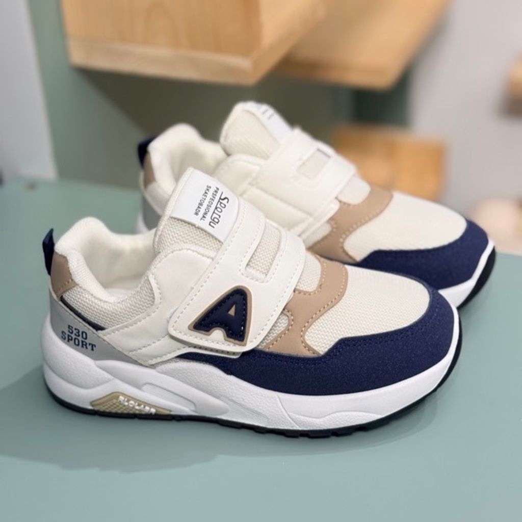 خرید اینترنتی قیمت کتونی بچگونه طرح A چسبی از BRQ کد 4071002