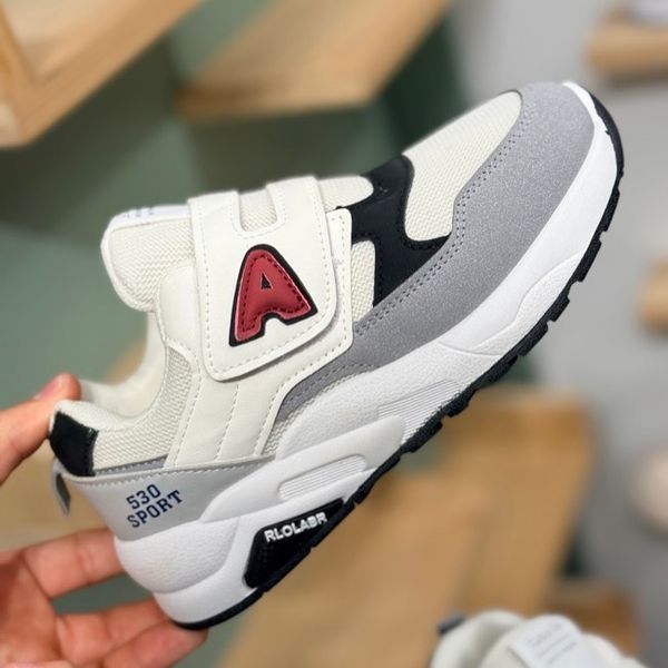 کتونی بچگونه طرح A چسبی از BRQ کد 4071002