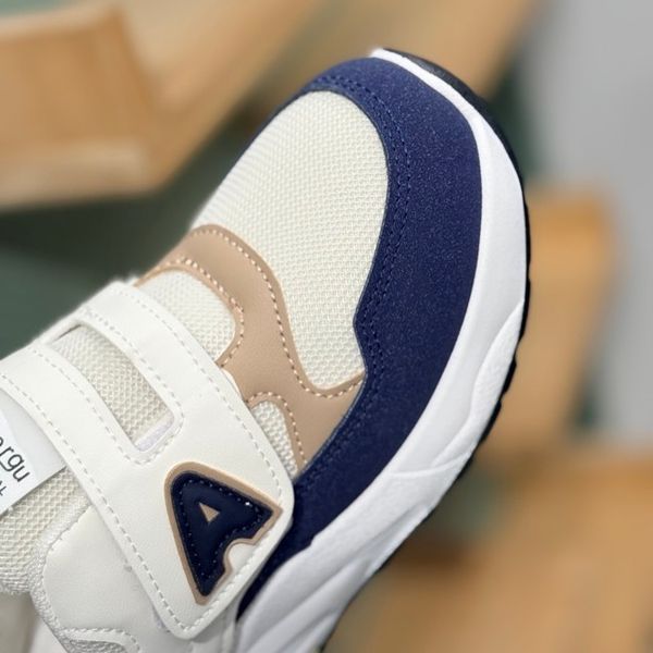 کتونی بچگونه طرح A چسبی از BRQ کد 4071002