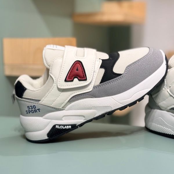 کتونی بچگونه طرح A چسبی از BRQ کد 4071002