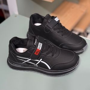 خرید اینترنتی قیمت کتونی بچگونه طرح asics چسبی از MBA کد 4062301