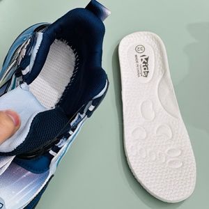 خرید اینترنتی قیمت کتونی بچگانه طرح سه خط XF از Kids کد 112502