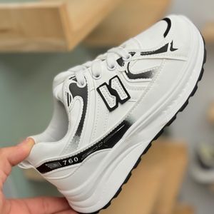 خرید اینترنتی قیمت کتونی بچگانه طرح N 760 از توباکو کد 4062006