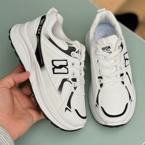 خرید اینترنتی قیمت کتونی بچگانه طرح N 760 از توباکو کد 4062006