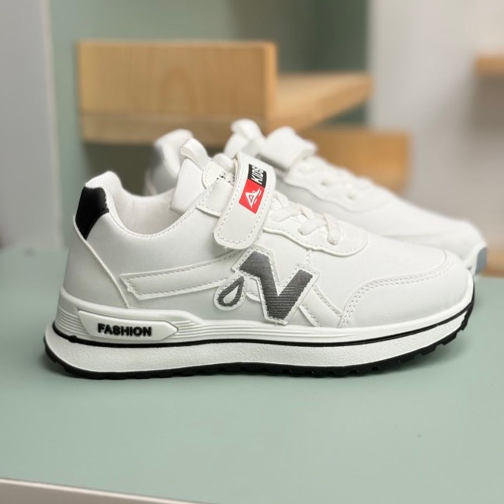 خرید اینترنتی قیمت کتونی بچگونه طرح N چسبی از MBA کد 4062001