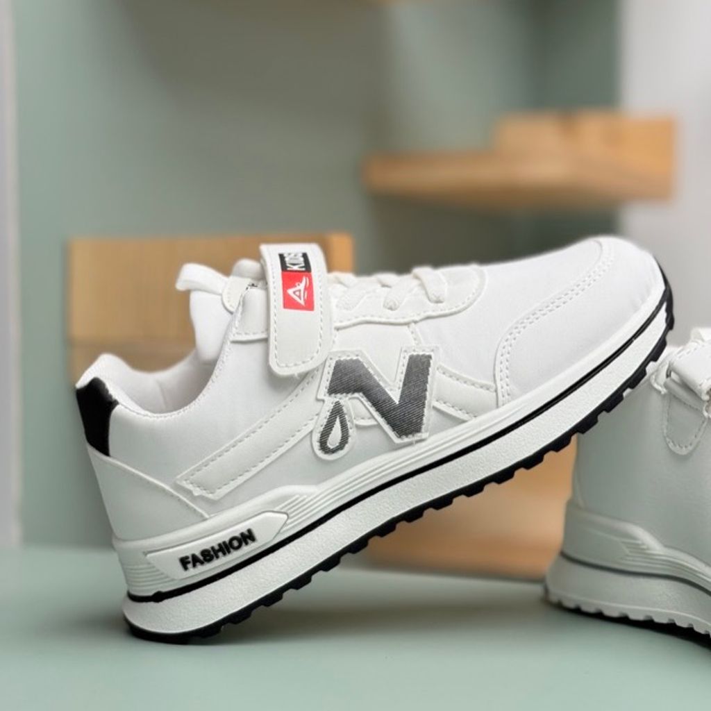 خرید اینترنتی قیمت کتونی بچگونه طرح N چسبی از MBA کد 4062001