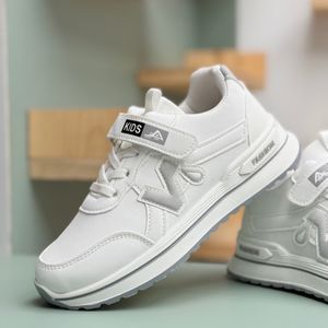 خرید اینترنتی قیمت کتونی بچگونه طرح N چسبی از MBA کد 4062001