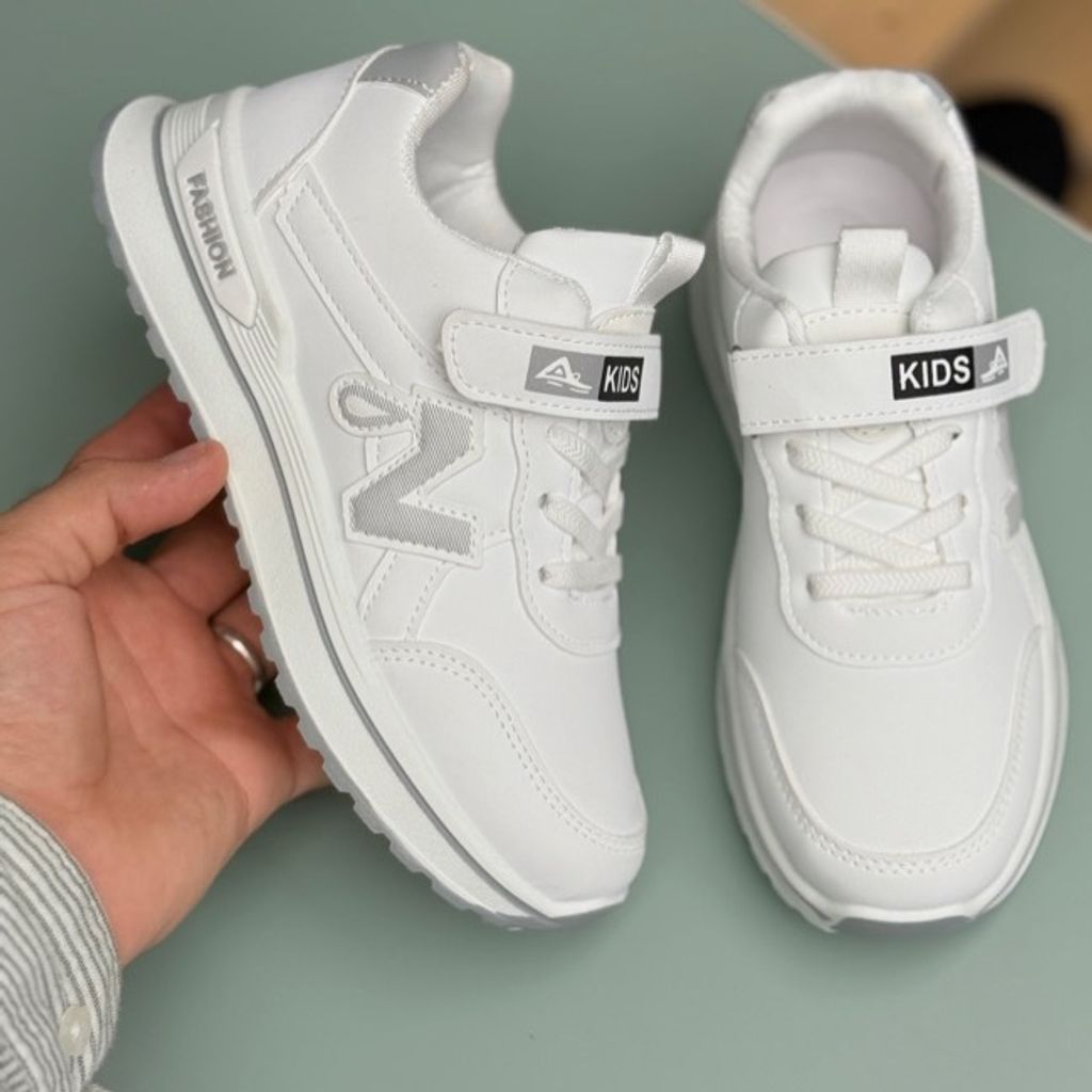 خرید اینترنتی قیمت کتونی بچگونه طرح N چسبی از MBA کد 4062001