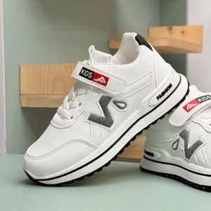 خرید اینترنتی قیمت کتونی بچگونه طرح N چسبی از MBA کد 4062001