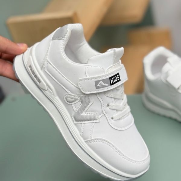 کتونی بچگونه طرح N چسبی از MBA کد 4062001