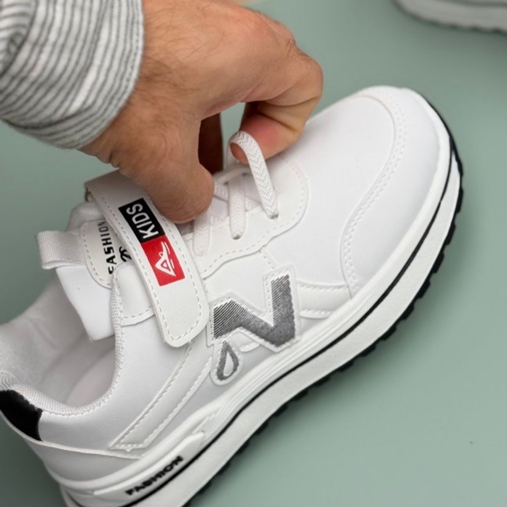 خرید اینترنتی قیمت کتونی بچگونه طرح N چسبی از MBA کد 4062001