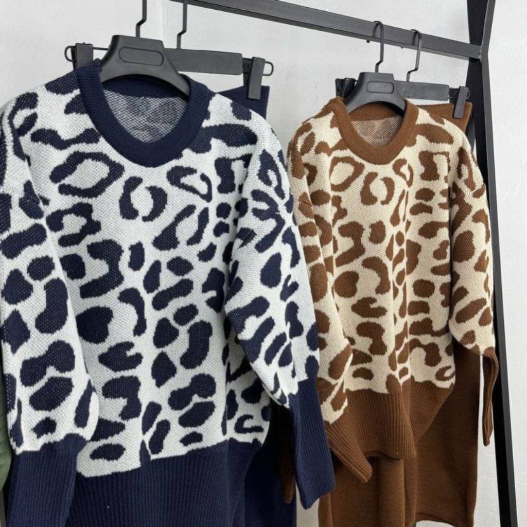 مشخصات بلوز دامن زنانه بافت طرح آماندا