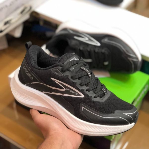 کفش بروکس‌ مردانه زیره کربن دار رنگ مشکی