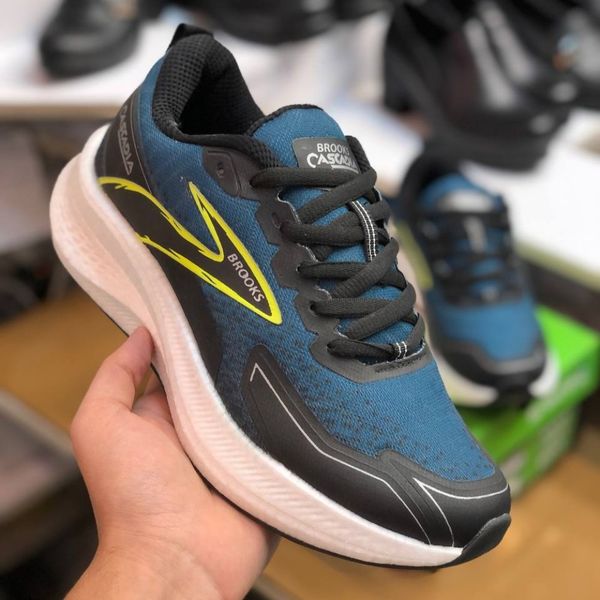 کفش بروکس‌ مردانه زیره کربن دار رنگ ابی