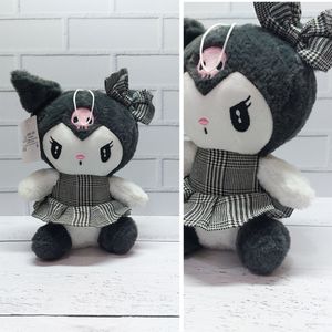 مشخصات عروسک پرطرفدار کرومی Kuromi  قابل شستشو خارجی