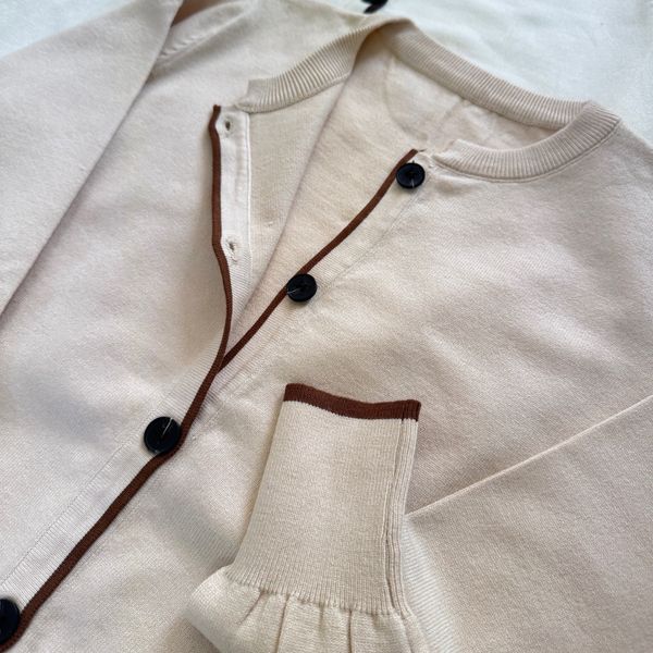 بافت درجه یک وارداتی جلو دکمه