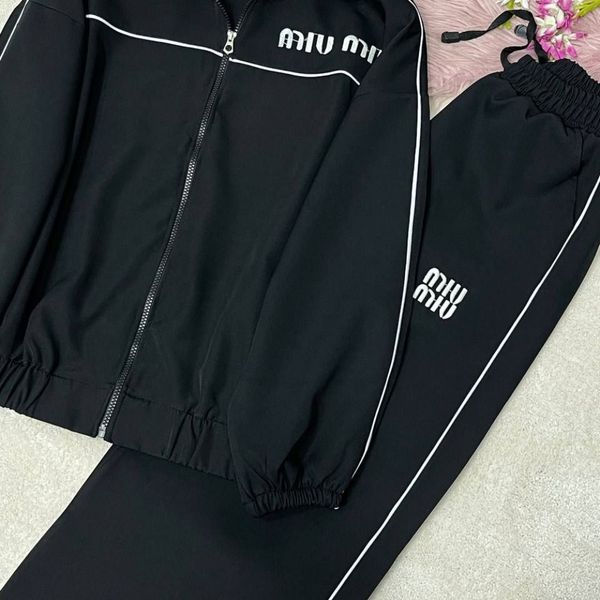 ست اسپرت میومیو