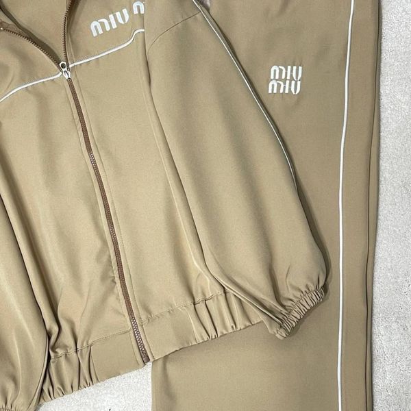 ست اسپرت میومیو