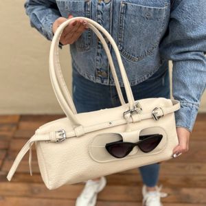 خرید اینترنتی کیف دوشی زنانه و دخترانه مدل تارین پروانه