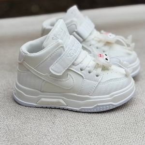 خرید اینترنتی قیمت کتونی نیمساق طرح جردن کرومی لنگ دراز برند MTL کد 4092001