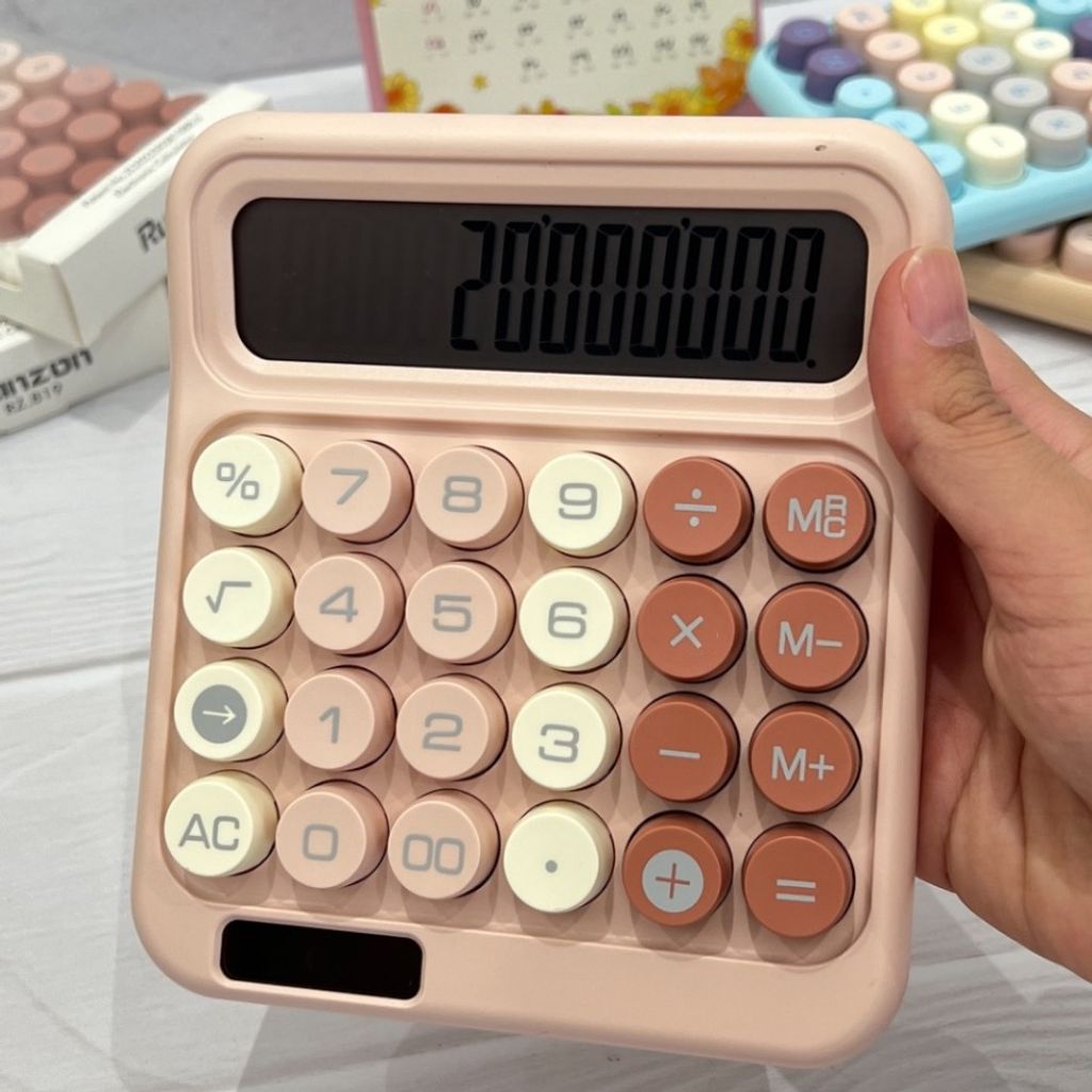 خرید انلاین ماشین‌حساب فانتزی با طراحی مینیمال و رنگ‌های پاستلی