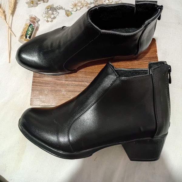 کفش نیم بوت اداری زنانه ،نیم بوت پاشنه دار زنانه پشت زیپ