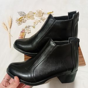 خرید اینترنتی کفش نیم بوت اداری زنانه ،نیم بوت پاشنه دار زنانه پشت زیپ