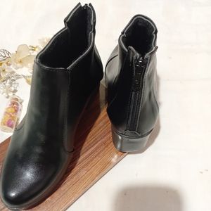 خرید آنلاین کفش نیم بوت اداری زنانه ،نیم بوت پاشنه دار زنانه پشت زیپ