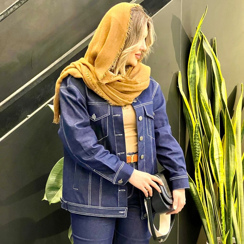 خرید اینترنتی ست جکت و شلوار جینز لیـدیـا (کالکشن فروزان نریمیسا)