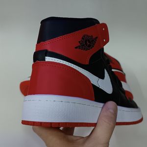 قیمت کتونی مردانه جردن وان ساقدار قرمز مشکی کیفیت بالا