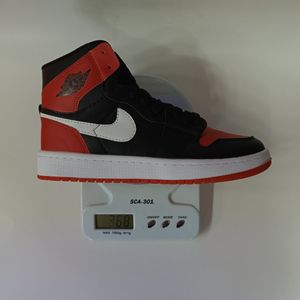 فروش اینترنتی کتونی مردانه جردن وان ساقدار قرمز مشکی کیفیت بالا