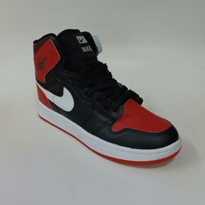 خرید انلاین کتونی مردانه جردن وان ساقدار قرمز مشکی کیفیت بالا